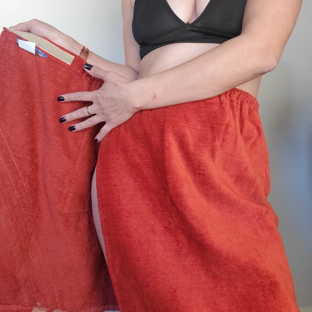 Towel - Picture 2 of 9